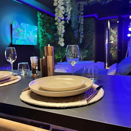 Amazonia - Starry Sky & Bath *