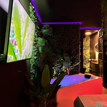 Amazonia - Starry Sky & Bath Appartement