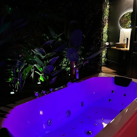 Amazonia - Starry Sky & Bath Appartement *