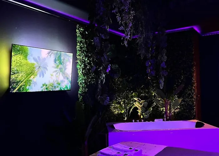 Amazonia - Starry Sky & Bath Appartement Valenciennes