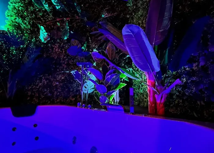 Amazonia - Starry Sky & Bath